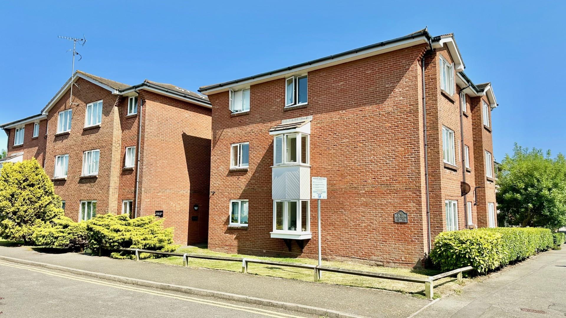 1 bed property in 17 Churchdale Road, Eastbourne